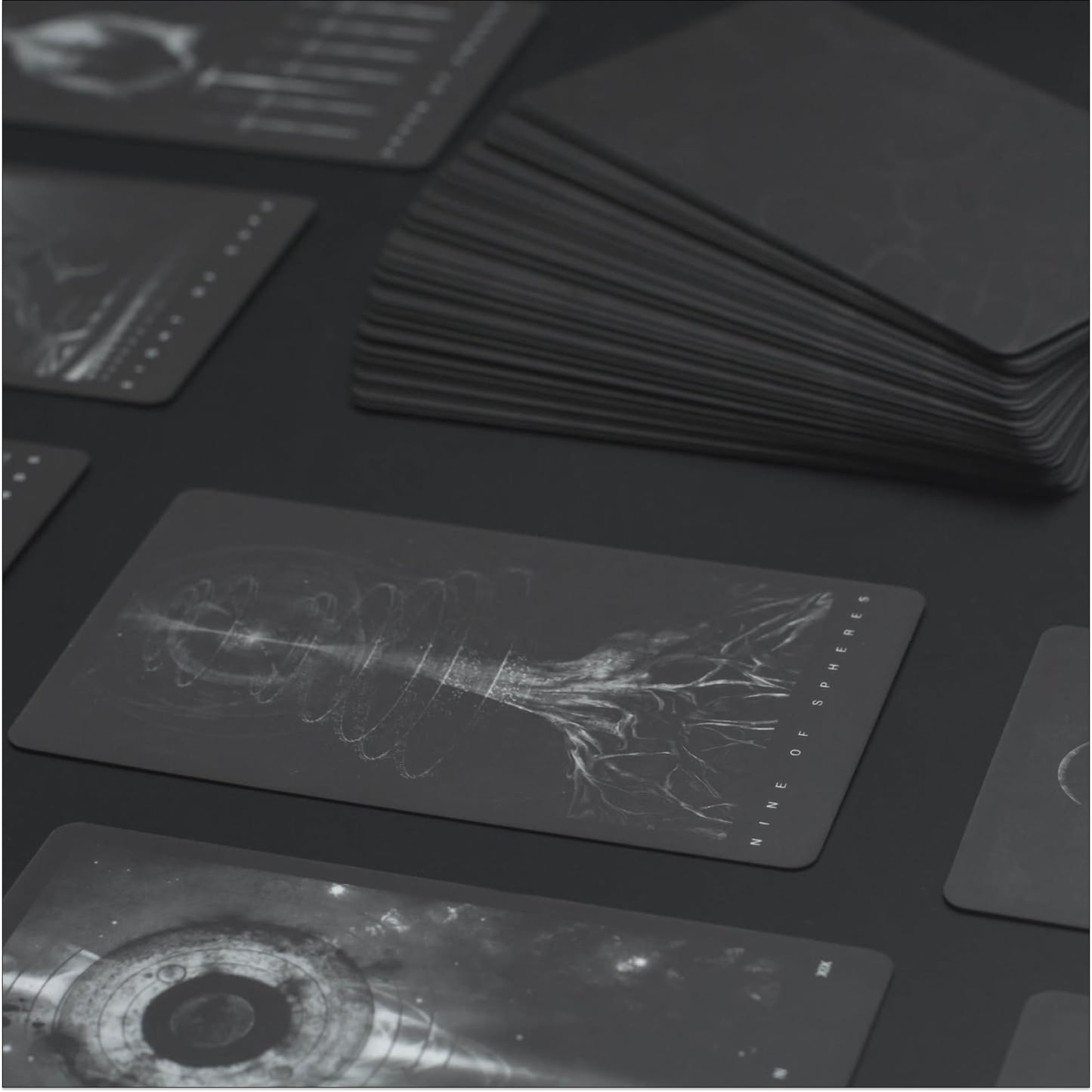 Da Brigh Black Tarot Deck