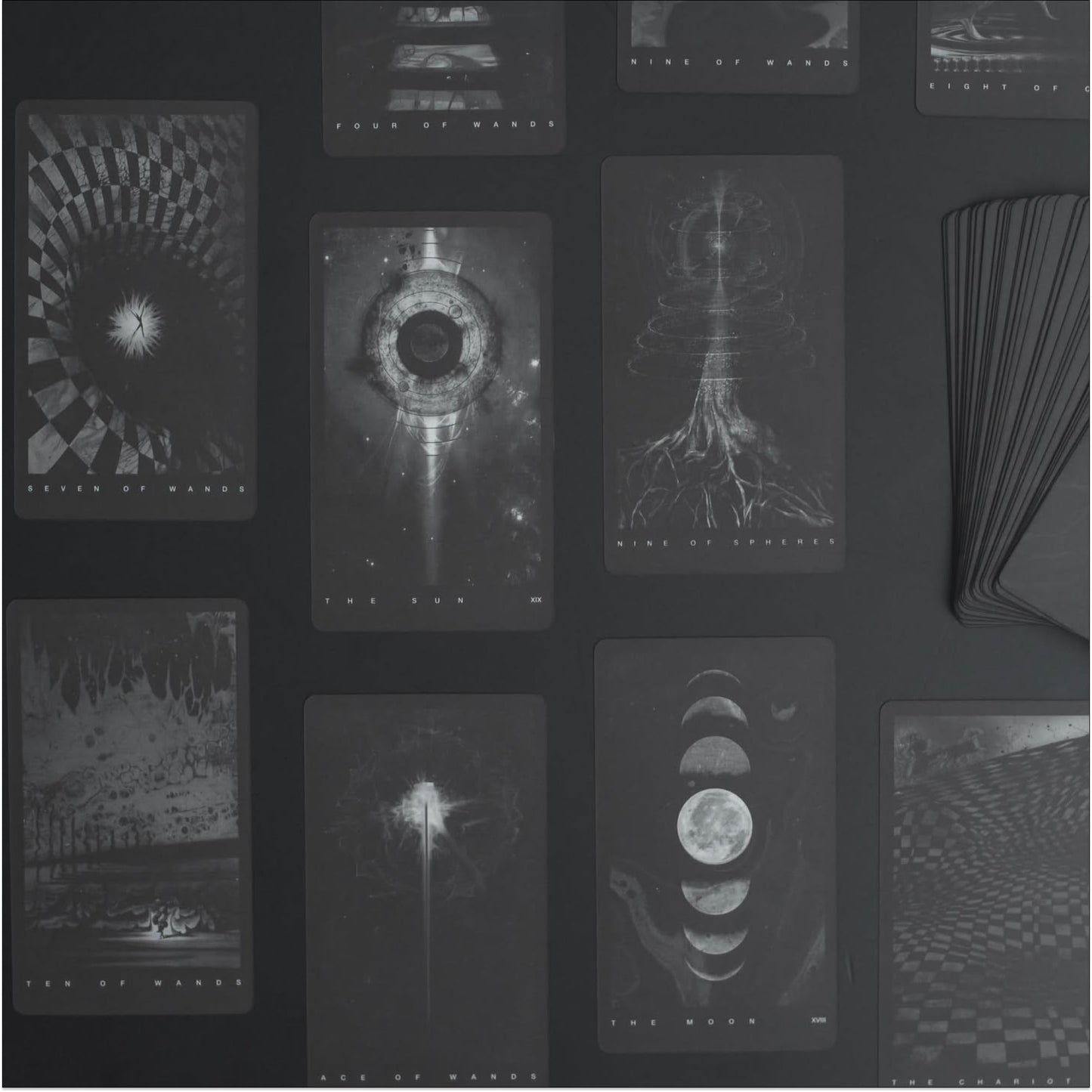 Da Brigh Black Tarot Deck